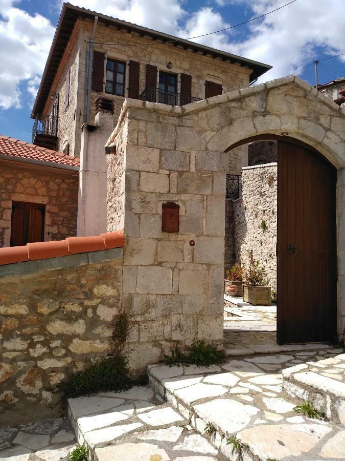 Lousiou Nymfes Panzió Gortynia Kültér fotó